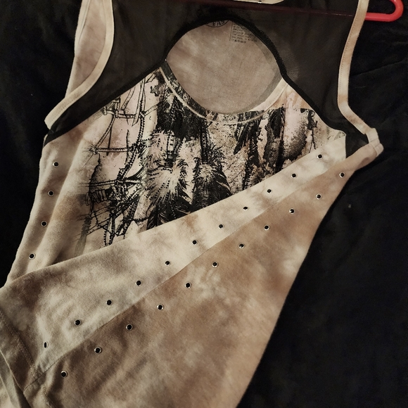 Affliction tank - Picture 2 of 2